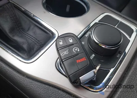 2020 Jeep Grand Cherokee Limited 4X4 from USA, damaged, VIN 1C4RJFBG2LC340853